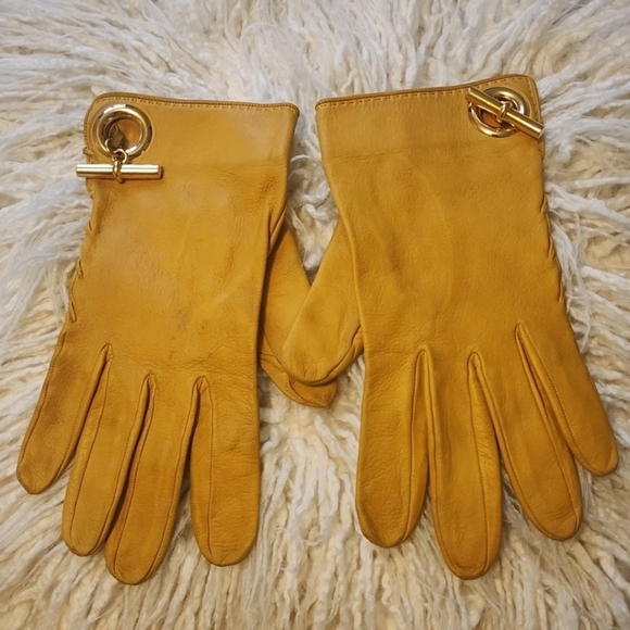 Hermes Chaine D'Ancre Paris France Yellow Ladies Leather Gloves Size 7 1/2 Gold
